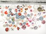 71 x Floral Pattern Real Shell Buttons Agoya Shell River Shell